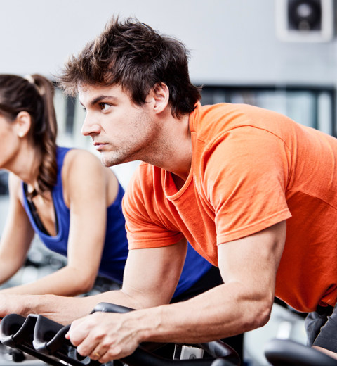 Finlake Gym Man & Women in Spin Class 