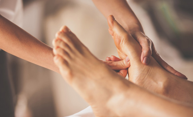 Finlake Spa Treatment Deep Tissue Foot Massage