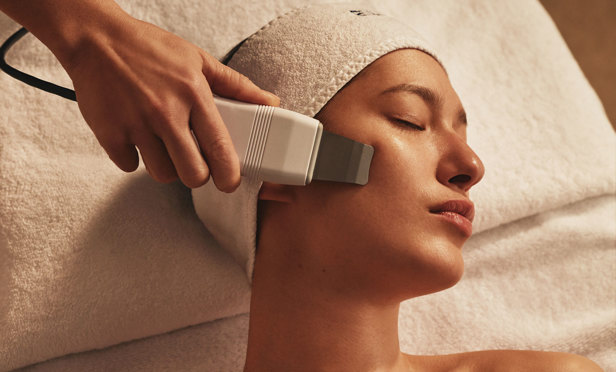 Finlake Spa Treatment Elemis BIOTEC Facial